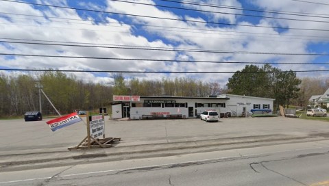 It's Too Hard To Decide Which Of These 2 Antique Shops In Bangor, Maine Is The Best