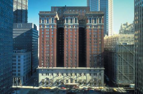 The Most Famous Hotel In Pittsburgh Is Also One Of The Most Historic Places You'll Ever Sleep