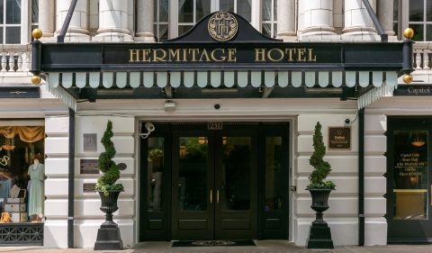 The Most Famous Hotel In Nashville Is Also One Of The Most Historic Places You'll Ever Sleep