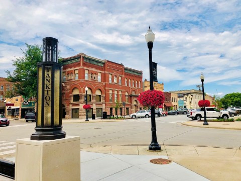 This Small Stretch Of Shops In South Dakota Offers The Perfect Way To Spend An Afternoon