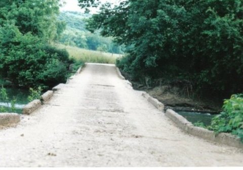 The Legend Of Arkansas’ Tilly Willy Bridge Will Make Your Hair Stand On End