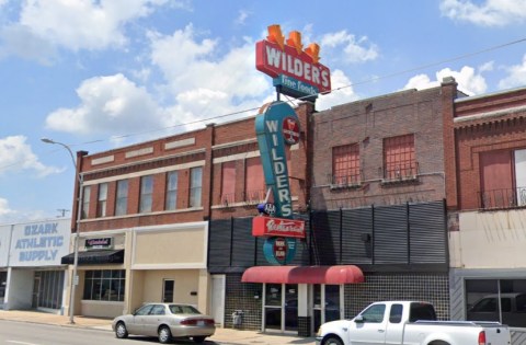 This Classic Steakhouse In Missouri Has Legendary Steaks