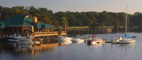 The One-Of-A-Kind Regatta Restaurant Just Might Have The Most Scenic Views In All Of Louisiana