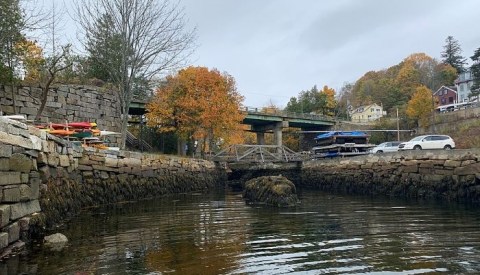 Tour The Haunted Goose River Bridge, Then Dine With Ghosts At Quarry Tavern In Maine