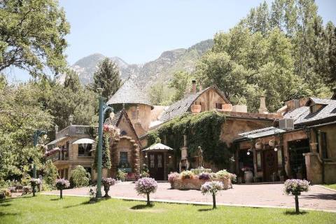 The One-Of-A-Kind La Caille Just Might Have The Most Scenic Views In All Of Utah