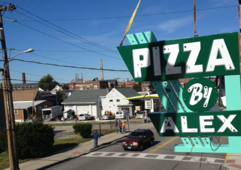 There Are 3 Exceptional Places To Grab A Life-Changing Slice of Pizza All In The Small Town Of Biddeford, Maine