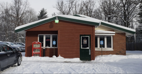 One Of The Most Rustic Restaurants In Michigan Is Also One Of The Most Delicious