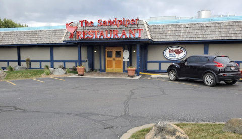 This Classic Waterfront Steakhouse In Idaho Has Legendary Steaks And Seafood