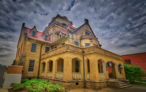 This Abandoned Louisiana Jail Is Thought To Be One Of The Most Haunted Place On Earth