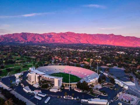 Don’t Miss The Biggest Wine Festival In Southern California This Year, The Rosé Bowl Wine Tasting Experience