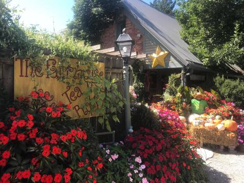 One Of The Most Rustic Restaurants In Indiana Is Also One Of The Most Delicious