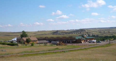 This North Dakota Ranch In The Middle Of Nowhere Will Make You Forget All Of Your Worries