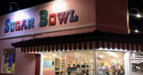 This Retro Ice Cream Parlor Has Been Doling Out The Best Sundaes In Arizona Since 1958