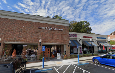 For The Best Seafood Experience Of Your Life, Head To This Hole-In-The-Wall Seafood Restaurant In Georgia