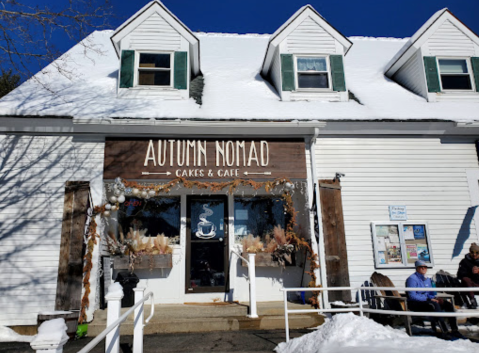 This Tiny Cafe And Store In New Hampshire Is Hidden In The Mountains And Has Everything Your Heart Desires