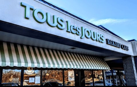 The Best Strawberry Cake In The World Is Located At This Kansas Bakery