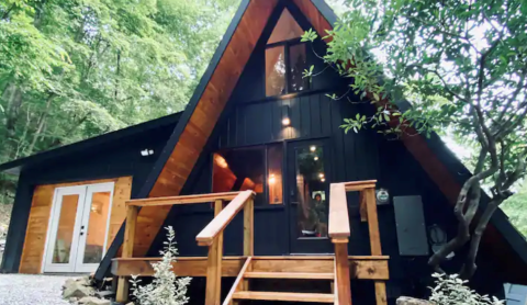 The Hidden Explorer's Cabin In Kentucky Is A Beach Getaway With The Utmost Charm