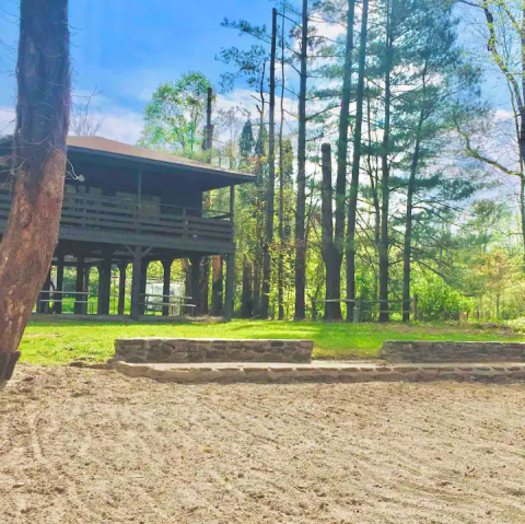 The Hidden Riverside Cottage In West Virginia Is A Beach Getaway With The Utmost Charm