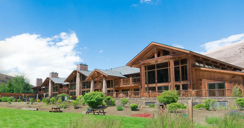 This Washington Resort In The Middle Of Nowhere Will Make You Forget All Of Your Worries