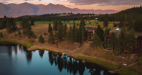 This Montana Resort In The Middle Of Nowhere Will Make You Forget All Of Your Worries