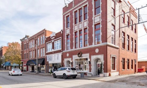 Spend A Night In An Old City Hall At This Gorgeous AirBnB In Oklahoma