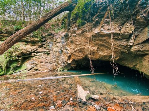 The Amazing Blue Ridge Railroad Trail In South Carolina Leads To 2 Unfinished Train Tunnels