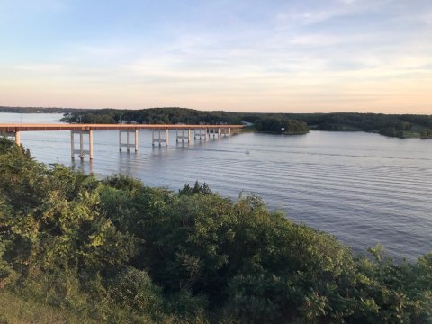 For Some Of The Most Scenic Waterfront Dining In Missouri, Head To Baxter’s Lakeside Grille