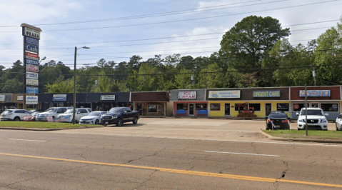 The Outrageous Milkshake Bar In Mississippi That’s Piled-High With Goodness