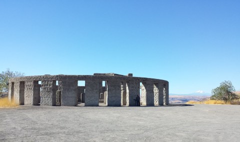 Take A Hike To A Washington Attraction That’s Like The Miniature Stonehenge