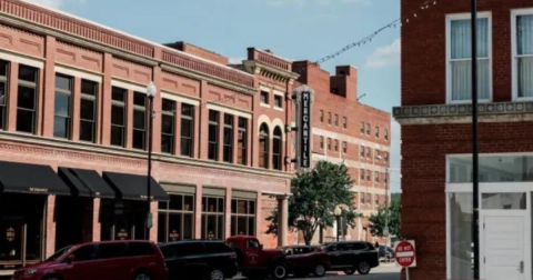 Just 1 Hour From Tulsa, Pawhuska Is The Perfect Oklahoma Day Trip Destination