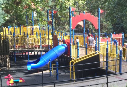 This Enchanting Children's Playground In Portland, Oregon Is Hiding In The Most Unsuspecting Place