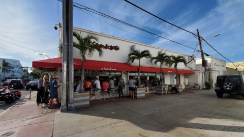 The Outstanding Restaurant In Florida That Is Known For A Single Menu Item