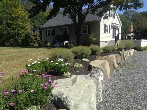 This Might Be The Coziest Oceanfront Airbnb You Can Book In New Hampshire