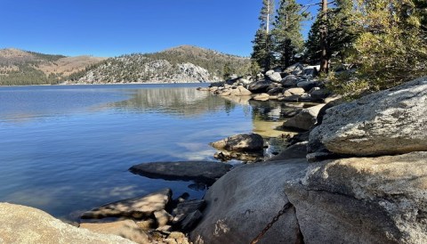 Nevada’s Chimney Beach Trail Leads To A Magnificent Hidden Oasis