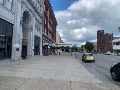 The Outstanding Restaurant In West Virginia That Is Known For A Single Menu Item