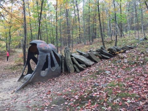 This One-Of-A-Kind Day Trip To Andres Institute Of Art In New Hampshire Will Be Your New Favorite Family Memory