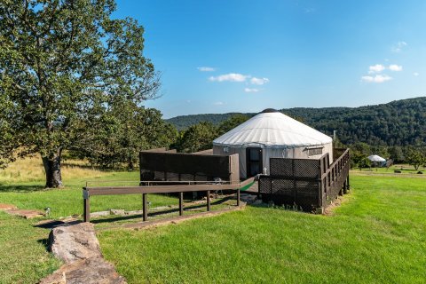 The Secluded Glampground Getaway In Arkansas That Is Truly One Of A Kind