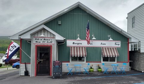 There’s A 50s-Themed Restaurant In Pennsylvania And It’s Everything You Could Hope For