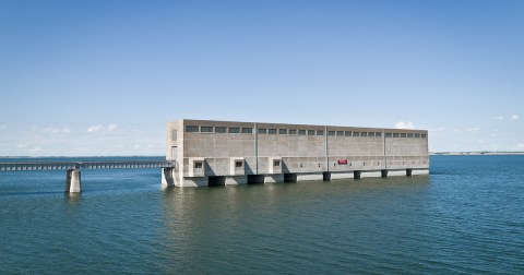 Most People Have No Idea There's An Underwater Ghost Town Hiding In North Dakota