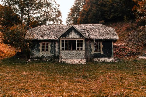 Pine Barrens Ghost Towns Might Just Be The Most Haunted Towns In New Jersey