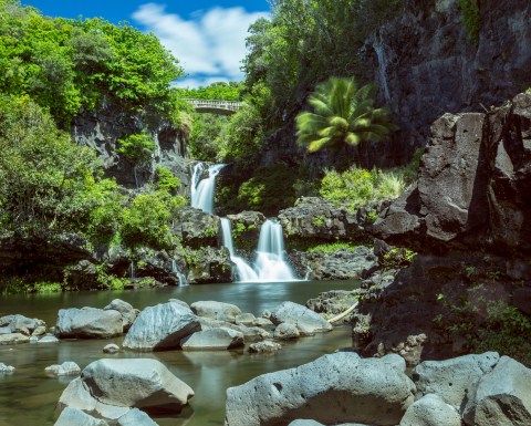 This Tiered Waterfall And Swimming Hole In Hawaii Must Be On Your Summer Bucket List