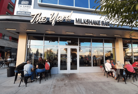 The Outrageous Milkshake Bar In Washington That’s Piled High With Goodness