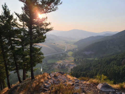 With Sweeping Canyon And Mountain Views, The Little-Known Drinking Horse Mountain Trail In Montana Is Unexpectedly Magical