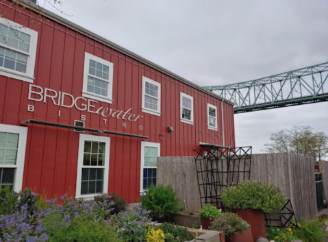 For Some Of The Most Scenic Coastal Dining In Oregon, Head To Bridgewater Bistro