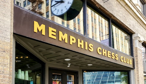 You Can Enjoy Pizza With A Side Of Chess At The Memphis Chess Club In Tennessee