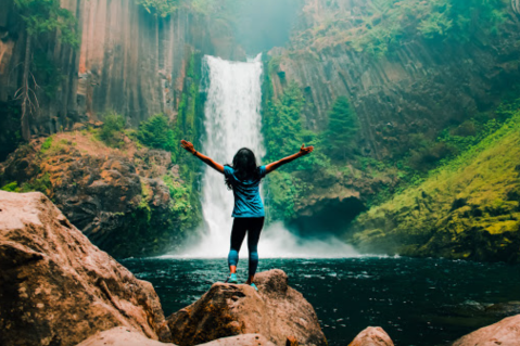 This Tiered Waterfall And Swimming Hole In Oregon Must Be On Your Summer Bucket List