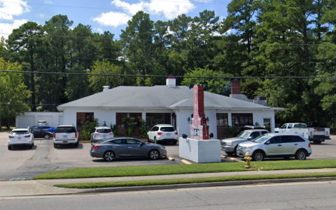 This BBQ Hotspot In Virginia Has Been Serving Up Some Of The Best Southern Eats Since 1946