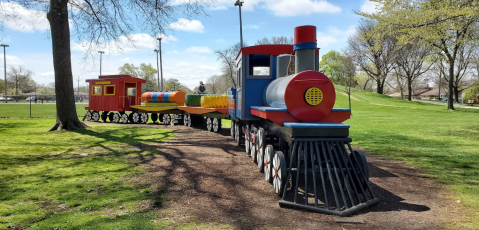 There’s A Little-Known, Fascinating Train Park Near Detroit And You’ll Want To Visit