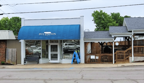 Enjoy A Burger And Fries At This Kentucky Restaurant That's Located In A Former Bus Station