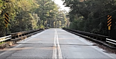 The Legend Of Alabama's Screaming Bridge Will Make Your Hair Stand On End